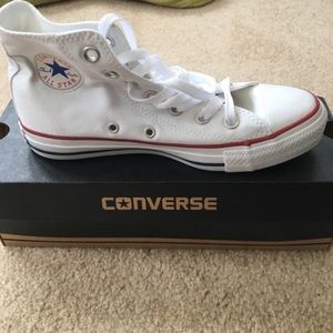BRAND NEW WHITE CONVERSE HIGH TOP